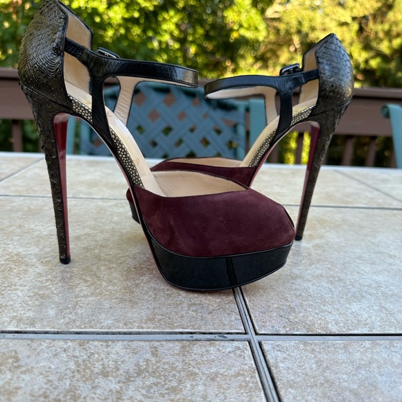 Christian Louboutin 150 suede and python pumps - Picture 7 of 16